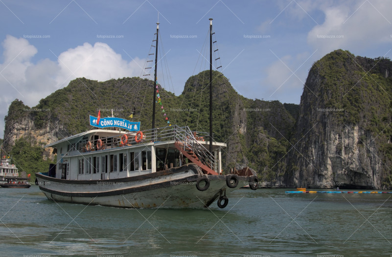 Boat in Halong-Bay, Vietnam