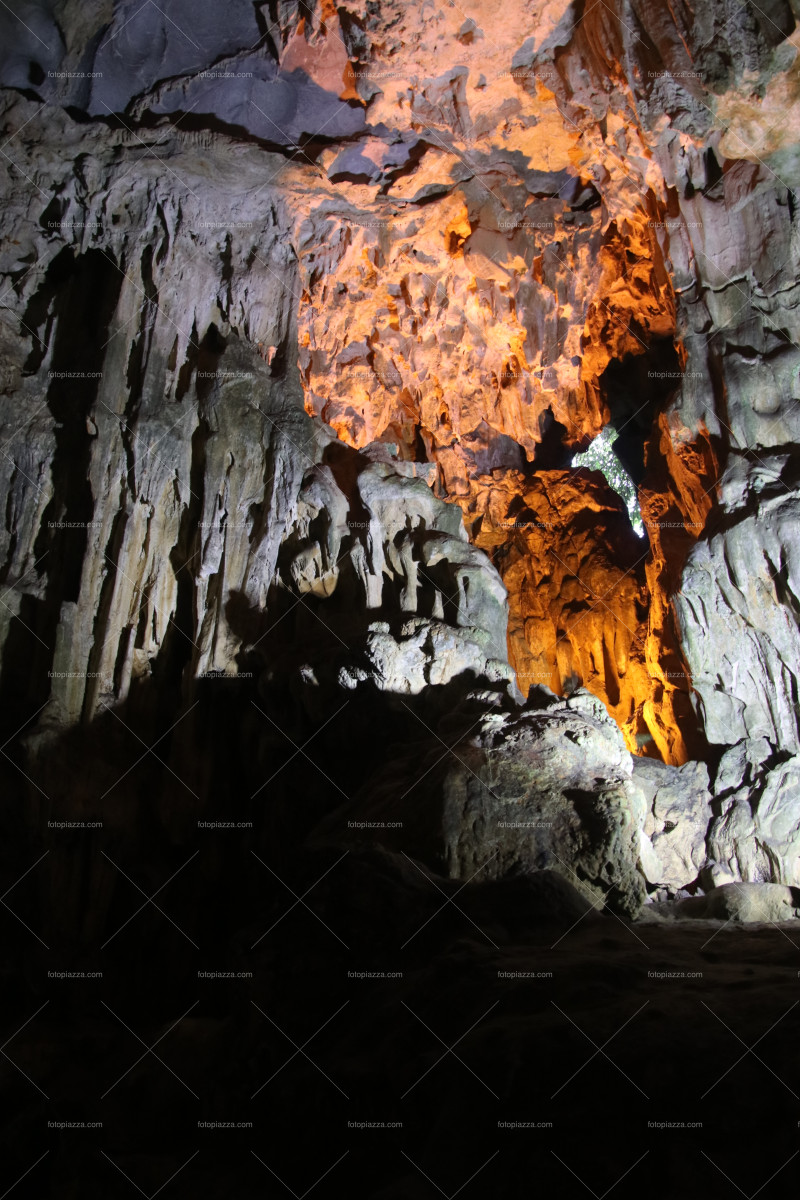 Halong Bay - Titop Island - Surprise Cave, Vietnam