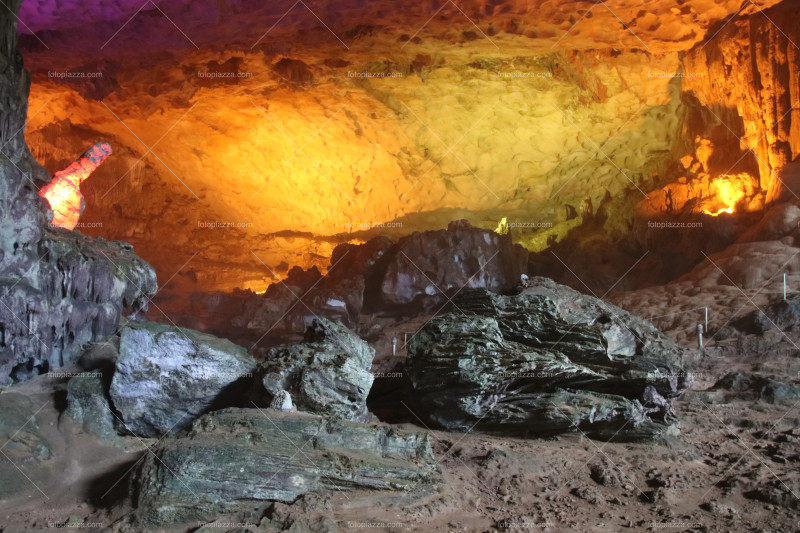 Halong Bay - Titop Island - Surprise Cave, Vietnam