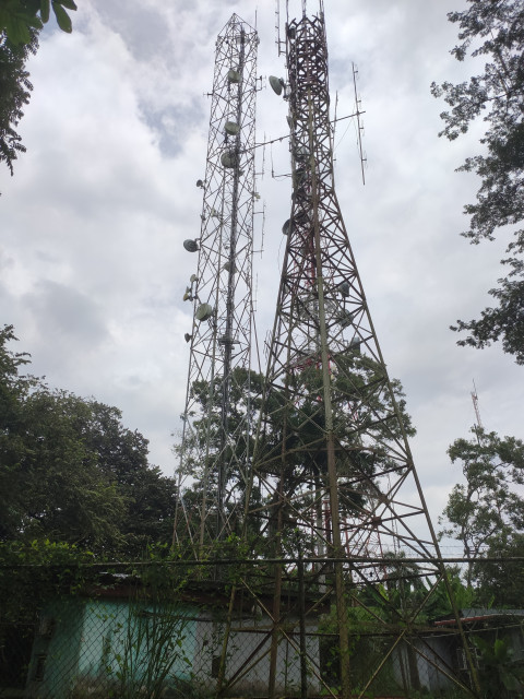 Antenna on top of the Mountain